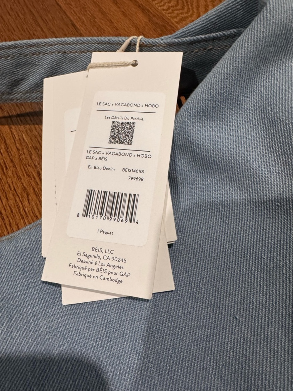 Gap x Beis Travel Hobo - Picture 3 of 6